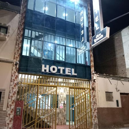 Hotel Jose Ignacio Chepén Exteriér fotografie